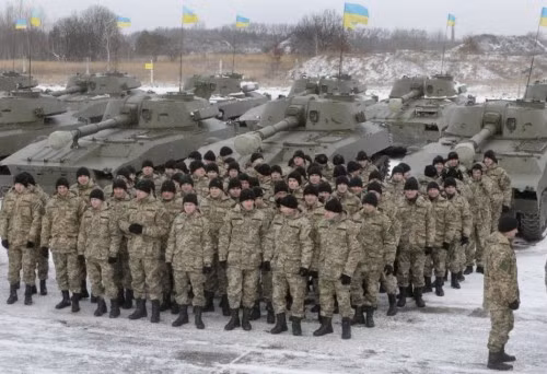 Lựu pháo 2S1 bàn giao cho Quân đội Ukraine (nguồn mạng sina TQ) Lựu pháo 2S1 bàn giao cho Quân đội Ukraine (nguồn mạng sina TQ)