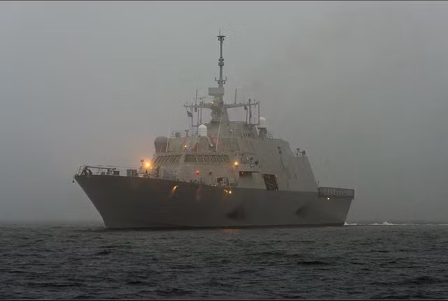 Tàu tuần duyên USS Fort Worth LCS 3 của Hải quân Mỹ Tàu tuần duyên USS Fort Worth LCS 3 của Hải quân Mỹ