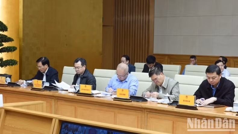 Đại diện lãnh đạo các bộ, ngành là thành viên Ban Chỉ đạo tham dự phiên họp. (Ảnh: Trần Hải)