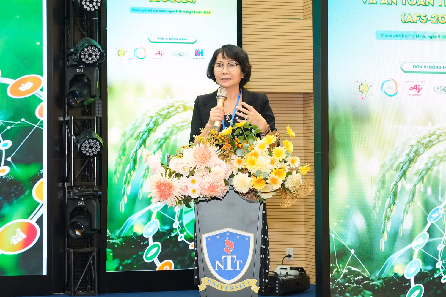 PGS.TS. Trần Thị Hồng - Phó hiệu trưởng Trường ĐH Nguyễn Tất Thành_Trưởng ban tổ chức.jpg