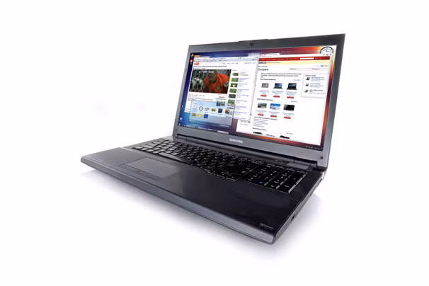 3. Samsung Series 7 Gamer Máy tính xách tay Samsung Series 7 Gamer không lập kỷ lục về điểm chuẩn benchmark, nhưng nó có hiệu suất khá tốt so với giá tiền. Samsung Series 7 Gamer có bộ xử lý Intel Core i7-3610QM 2,3GHz, 16GB RAM, ổ đĩa cứng 1,5TB cùng với màn hình 17,3-inch. Bàn phím được chiếu sáng nền màu đỏ của Series 7 Gamer làm nổi bật các phím WASD (các phím được phần lớn giới game thủ sử dụng). Giá của Samsung Series 7 Gamer là 1.899 USD. 3. Samsung Series 7 Gamer Máy tính xách tay Samsung Series 7 Gamer không lập kỷ lục về điểm chuẩn benchmark, nhưng nó có hiệu suất khá tốt so với giá tiền. Samsung Series 7 Gamer có bộ xử lý Intel Core i7-3610QM 2,3GHz, 16GB RAM, ổ đĩa cứng 1,5TB cùng với màn hình 17,3-inch. Bàn phím được chiếu sáng nền màu đỏ của Series 7 Gamer làm nổi bật các phím WASD (các phím được phần lớn giới game thủ sử dụng). Giá của Samsung Series 7 Gamer là 1.899 USD.