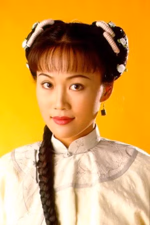 Nàng A Kha của nữ diễn viên Lương Tiểu Băng trong Lộc Đỉnh Ký do TVB sản xuất năm 1998. Nàng A Kha của nữ diễn viên Lương Tiểu Băng trong Lộc Đỉnh Ký do TVB sản xuất năm 1998.