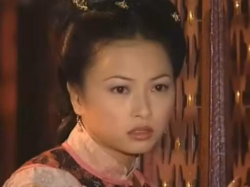 Kiến Ninh của Lưu Ngọc Thúy đủ ti tiện đủ đanh đá, còn có ba phần quậy phá, diễn xuất khá hay. Kiến Ninh của Lưu Ngọc Thúy đủ ti tiện đủ đanh đá, còn có ba phần quậy phá, diễn xuất khá hay.