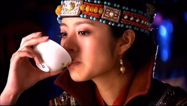 An Dĩ Hiên (tập đoàn Hoa Nghị - 2009) An Dĩ Hiên (tập đoàn Hoa Nghị - 2009)