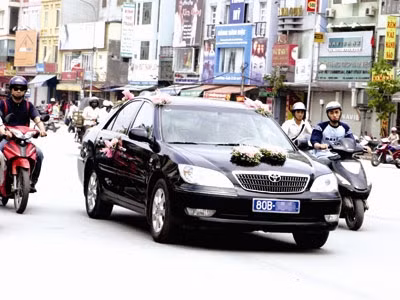 Khoán xe công, tiết kiệm nghìn tỷ/năm: 6 năm, 1 người thực hiện ảnh 1 Khoán xe công: 6 năm, 1 người thực hiện, Tin tức trong ngày, xe cong, khoan xe cong, xe bien xanh, xe bien do, cam xe cong, le hoi, den tran, bao, tin tuc, tin hot, tin hay