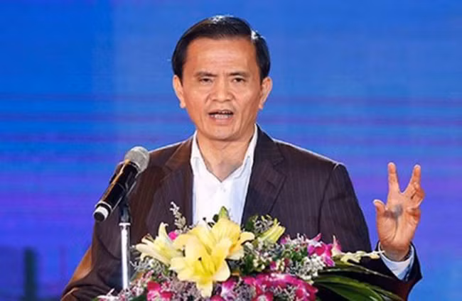 “Máu bị nhiễm khuẩn thì phải thay” ảnh 2 “Máu bị nhiễm khuẩn thì phải thay” ảnh 2
