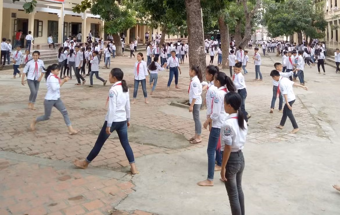 Ai "nâng đỡ không trong sáng" nữ cán bộ huyện Hậu Lộc? ảnh 2 Ai "nâng đỡ không trong sáng" nữ cán bộ huyện Hậu Lộc? ảnh 2