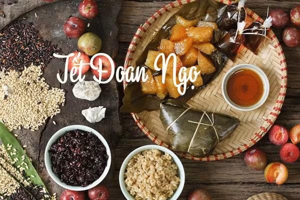 Mâm cỗ cúng Tết Đoan Ngọ. Ảnh đăng trên Báo giadinh.net.vn. Mâm cỗ cúng Tết Đoan Ngọ. Ảnh đăng trên Báo giadinh.net.vn.