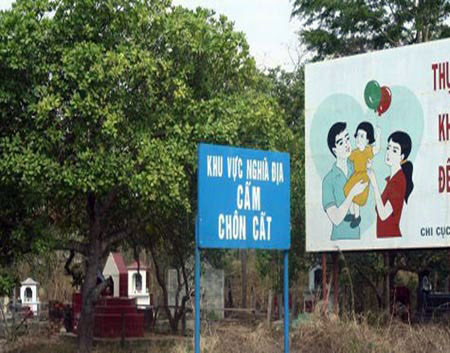 Nghĩa địa mà cấm chôn cất là sao? Nghĩa địa mà cấm chôn cất là sao?