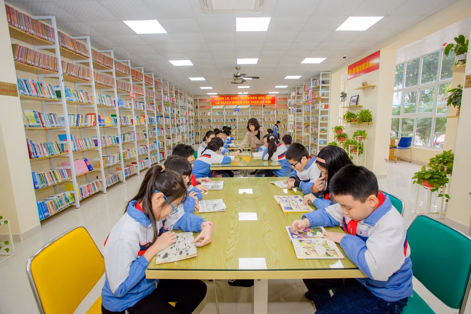 Thư viện miễn phí của quận Lê Chân ngay sát Trường Tiểu học Nguyễn Văn Tố tạo điều kiện thuận lợi phát triển văn hóa đọc cho học sinh nhà trường (Ảnh: Lã Tiến) Thư viện miễn phí của quận Lê Chân ngay sát Trường Tiểu học Nguyễn Văn Tố tạo điều kiện thuận lợi phát triển văn hóa đọc cho học sinh nhà trường (Ảnh: Lã Tiến)
