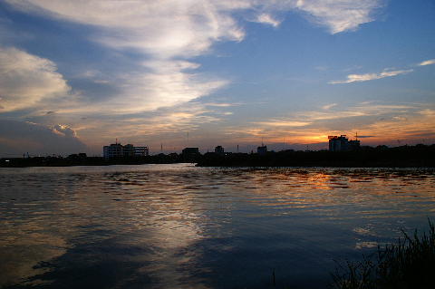 Chiều buồn.