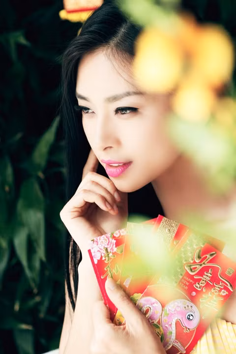 Một trong những thành công lớn nhất của Ngô Thanh Vân trong năm qua phải kể đến bộ phim ngắn Hành Trình để gây quỹ cho các trẻ em bệnh tim, và mới đây nhất là phim Faifo do chị viết kịch bản và là giám đốc sáng tạo đồng thời là diễn viên chính. Một trong những thành công lớn nhất của Ngô Thanh Vân trong năm qua phải kể đến bộ phim ngắn Hành Trình để gây quỹ cho các trẻ em bệnh tim, và mới đây nhất là phim Faifo do chị viết kịch bản và là giám đốc sáng tạo đồng thời là diễn viên chính.