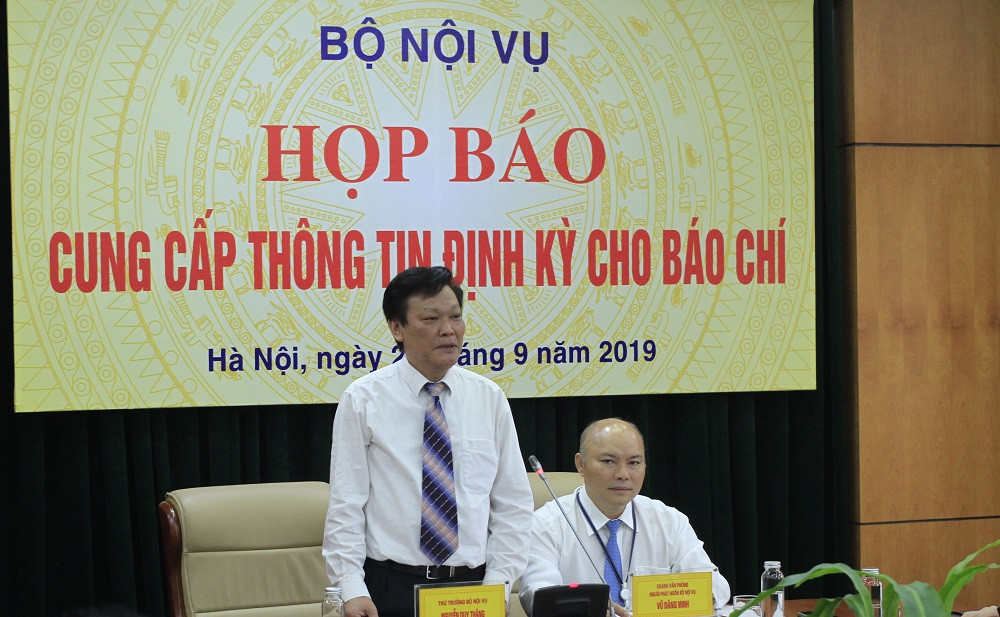 Giáo viên có hợp đồng trước ngày 31/12/2015 được tuyển đặc cách, không phải thi