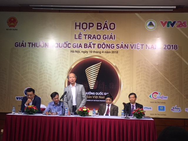 Chủ tịch Hiệp hội Bất động sản Việt Nam - ông Nguyễn Trần Nam khẳng định, Giải thưởng Bất động sản Quốc gia năm 2018 được tổ chức chuyên nghiệp, bài bản và minh bạch. Ảnh: Vũ Phương. Chủ tịch Hiệp hội Bất động sản Việt Nam - ông Nguyễn Trần Nam khẳng định, Giải thưởng Bất động sản Quốc gia năm 2018 được tổ chức chuyên nghiệp, bài bản và minh bạch. Ảnh: Vũ Phương.