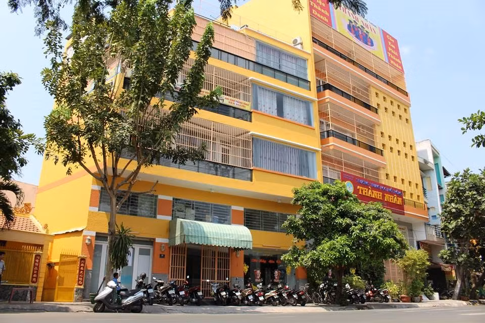Trường trung học phổ thông Thành Nhân là một trong những trường bị Sở Giáo dục và Đào tạo Thành phố Hồ Chí Minh nhắc nhở (ảnh minh họa: website trường)