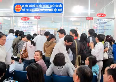 "Rất cần phải đào tạo lại các kỹ năng vi tính cơ bản cho các công chức để công việc được giải quyết nhanh chóng hơn" "Rất cần phải đào tạo lại các kỹ năng vi tính cơ bản cho các công chức để công việc được giải quyết nhanh chóng hơn"