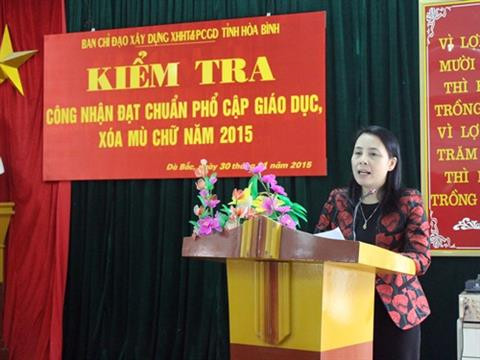 Bà Đinh Thị Hường - Phó Giám đốc Sở Giáo dục và Đào tạo Hòa Bình sẽ làm Chủ tịch Hội đồng thi tốt nghiệp trung học phổ thông năm 2023. (Ảnh: Phòng Giáo dục và Đào tạo Đà Bắc) Bà Đinh Thị Hường - Phó Giám đốc Sở Giáo dục và Đào tạo Hòa Bình sẽ làm Chủ tịch Hội đồng thi tốt nghiệp trung học phổ thông năm 2023. (Ảnh: Phòng Giáo dục và Đào tạo Đà Bắc)