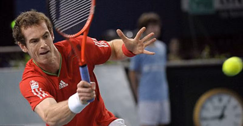 Andy Murray đánh bại Jeremy Chardy ở Paris Masters để có chiến thắng thứ 17 liên tiếp