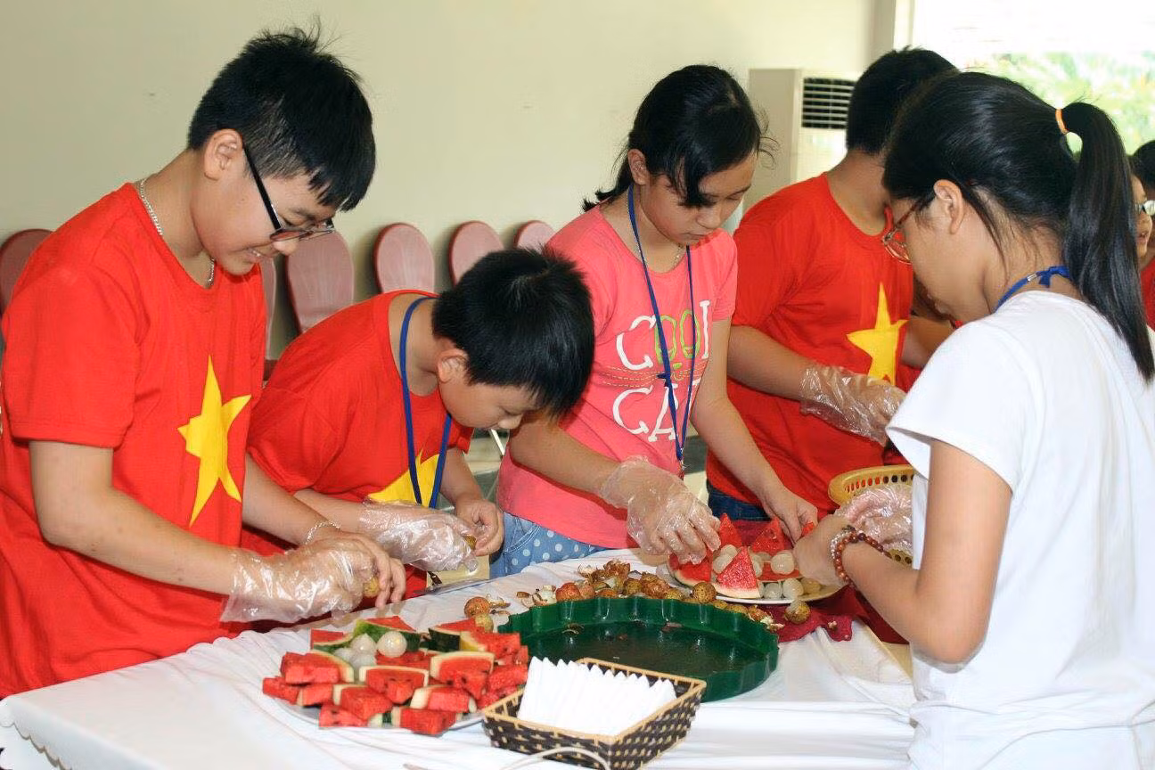 Các em học sinh được trải nghiệm, rèn kỹ năng sống tại Cung Văn hóa thiếu nhi Hải Phòng (Ảnh: Lã Tiến)