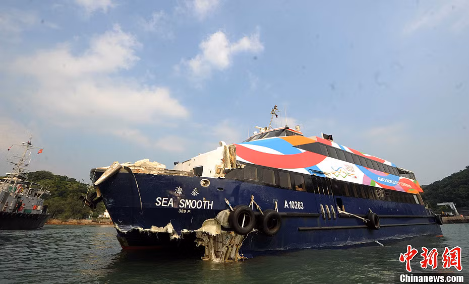Phà Sea Smooth đã va chạm với tàu du lịch Lamma IV khi vào ngày 1/10.