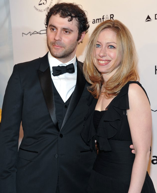 Chelsea Clinton và chồng Marc Mezvinsky.
