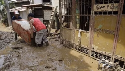 Số người chết do lũ lụt đã tăng từ con số 85 lên 92.