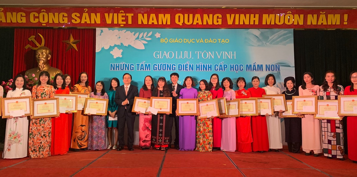 Toàn quốc có 127 giáo viên cấp mầm non được tôn vinh (Ảnh: Thùy Linh)