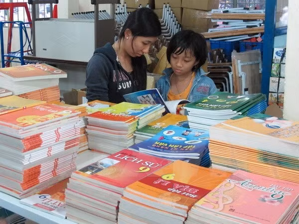 Đại biểu Quốc hội lo loạn sách khi vào chương trình mới