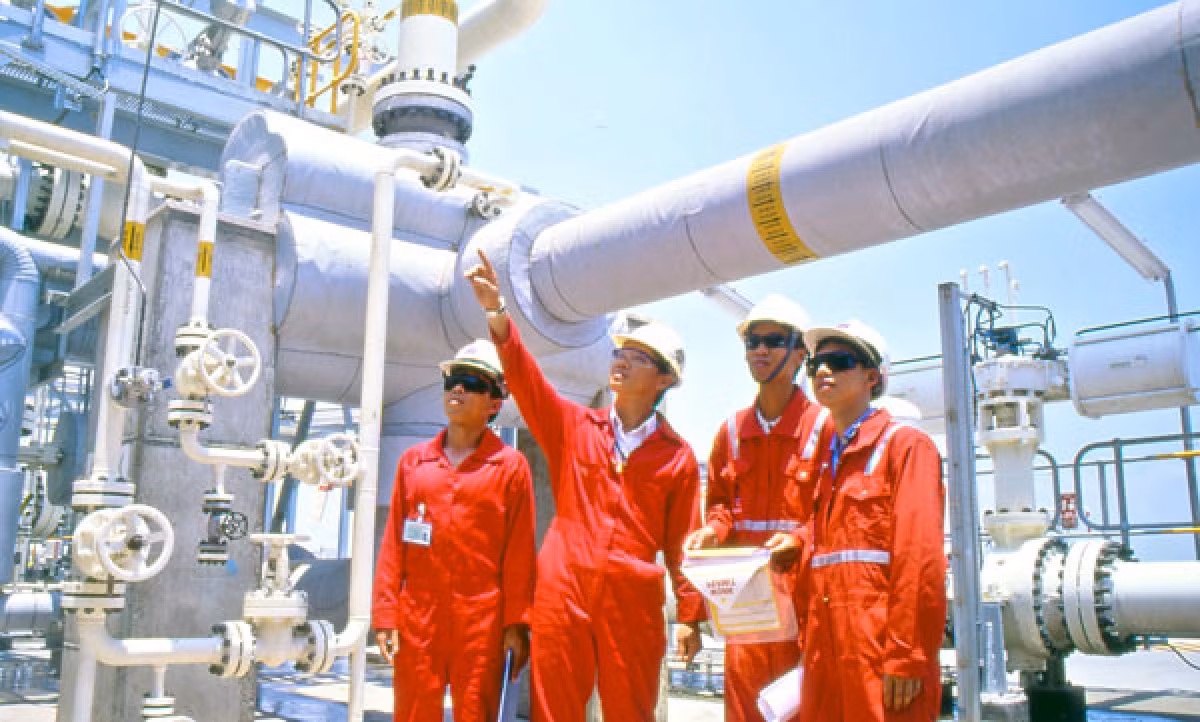 7 tháng đầu năm, PVN đã đạt được nhiều kết quả quan trọng vượt kế hoạch đề ra. ảnh: pvn. 7 tháng đầu năm, PVN đã đạt được nhiều kết quả quan trọng vượt kế hoạch đề ra. ảnh: pvn.