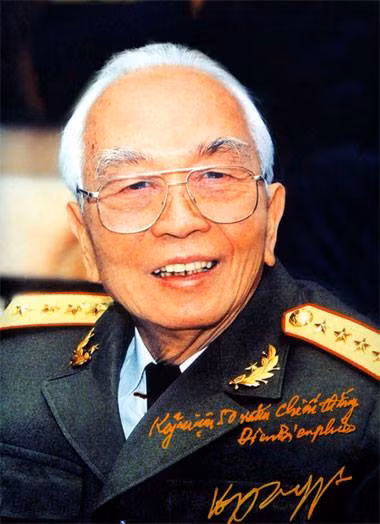 Đại tướng Võ Nguyên Giáp