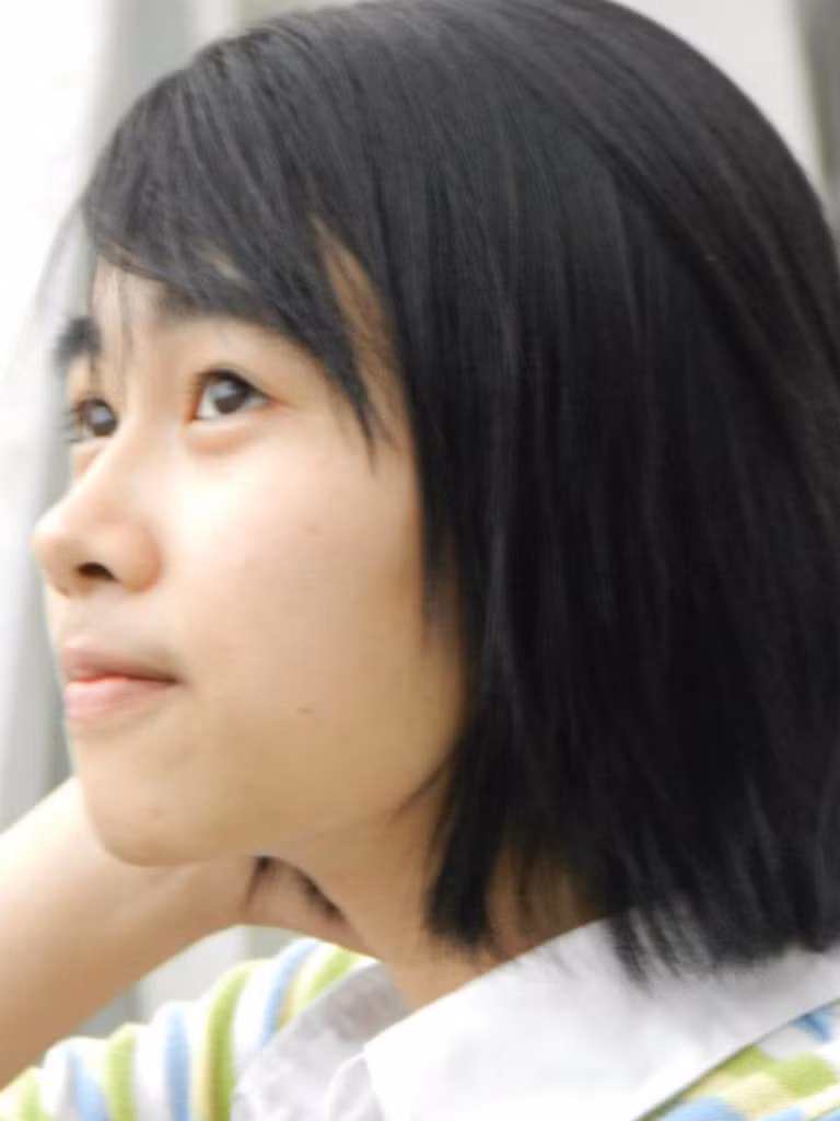 hiện tại Thúy đang là thành viên của đội thanh niên vận động hiến máu ĐH Lao động xã hội