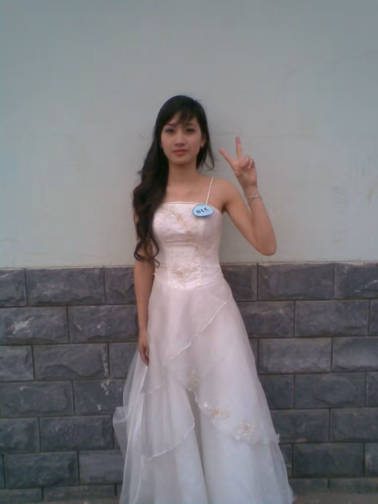 Nguyễn Thị Thu Hường cao 1m60, nặng 44 kg