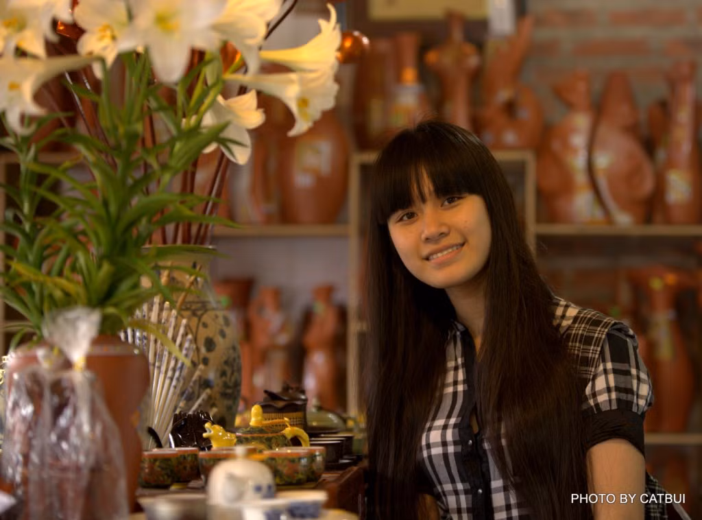Bạn Lê Thị Phương Thảo thích nghe nhạc, đọc sách , đi du lịch bằng xe đạp tham gia các hoạt động xã hội và bảo vệ môi trường,