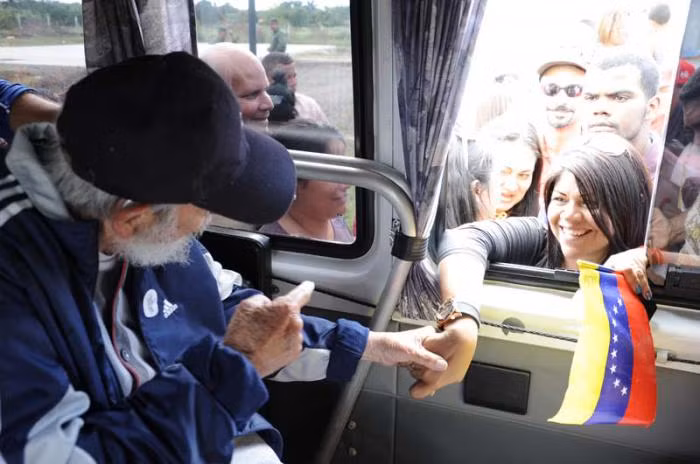 Đối với người Venezuela, Fidel Castro giống như một lãnh tụ tôn kính của họ.