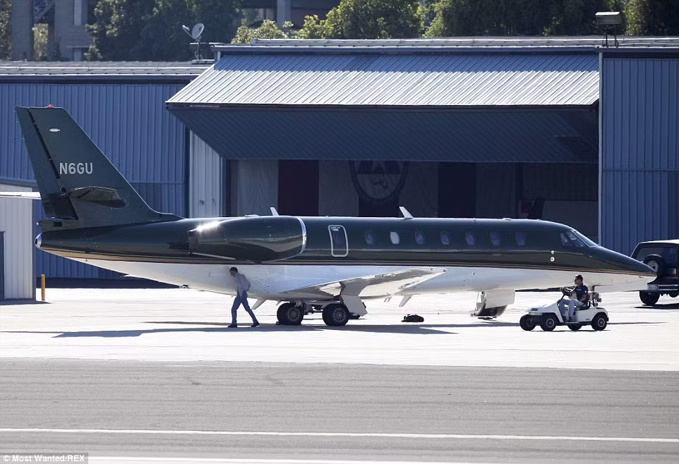 Cessna 680 ước tính trị giá khoảng 18 triệu USD và chở tối đa 12 người.