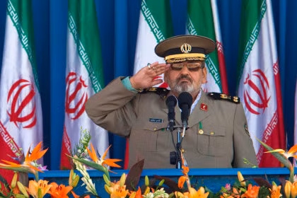 Tư lệnh các lực lượng vũ trang Iran (AF), tướng Hassan Firouzabadi. Tư lệnh các lực lượng vũ trang Iran (AF), tướng Hassan Firouzabadi.