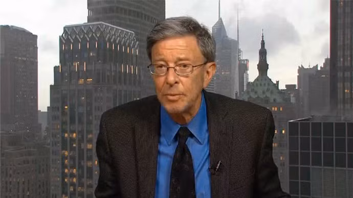 Nhà khoa học chính trị nổi tiếng người Mỹ, Stephen Cohen. Nhà khoa học chính trị nổi tiếng người Mỹ, Stephen Cohen.