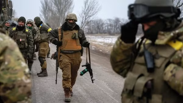 Quân đội Ukraine tham chiến tại Donbass. Ảnh Rian.