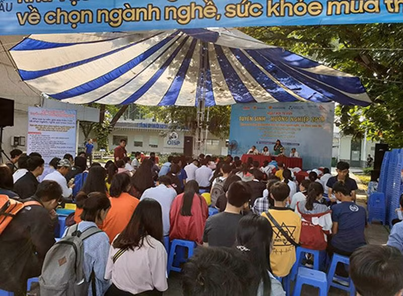 Đến 2030, phấn đấu 100% cán bộ quản lý và giảng viên được bồi dưỡng nâng cao năng lực. Ảnh minh họa: Phương Linh Đến 2030, phấn đấu 100% cán bộ quản lý và giảng viên được bồi dưỡng nâng cao năng lực. Ảnh minh họa: Phương Linh