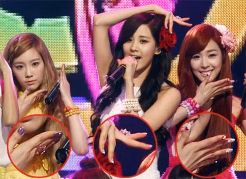 Nhóm nhạc Taetiseo. Xem thêm:Môi xinh nồng nàn, quyến rũ như Sao Hàn trên tạp chí