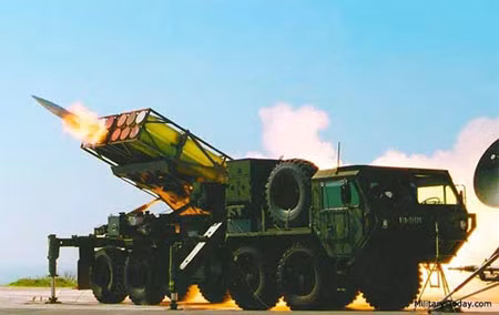 Ray Ting 2000 có noi gương Hùng Phong, Thiên Kiếm hay không vẫn là một ẩn số Ảnh: Military Today Ray Ting 2000 có noi gương Hùng Phong, Thiên Kiếm hay không vẫn là một ẩn số Ảnh: Military Today