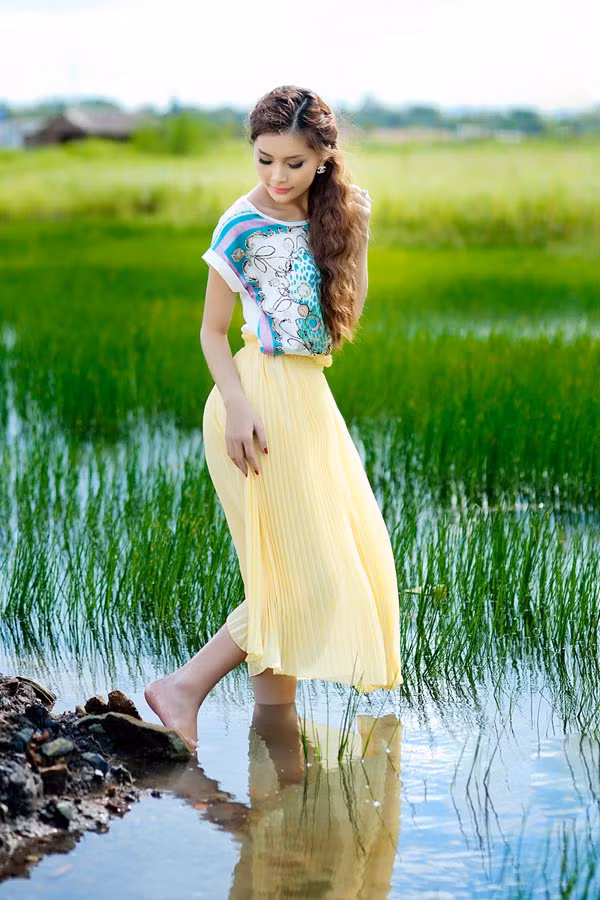 Trước đó, Lan Hương từng lọt vào top 10 siêu mẫu Việt Nam 2009, top 5 của cuộc thi "Người mẫu Thế giới 2009" và tham gia cuộc thi "Người mẫu châu Á 2010". Trước đó, Lan Hương từng lọt vào top 10 siêu mẫu Việt Nam 2009, top 5 của cuộc thi "Người mẫu Thế giới 2009" và tham gia cuộc thi "Người mẫu châu Á 2010".