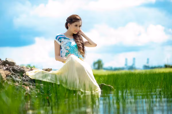 Ở tuổi 22, nhan sắc của Lan Hương ngày càng mặn mà. Ở tuổi 22, nhan sắc của Lan Hương ngày càng mặn mà.