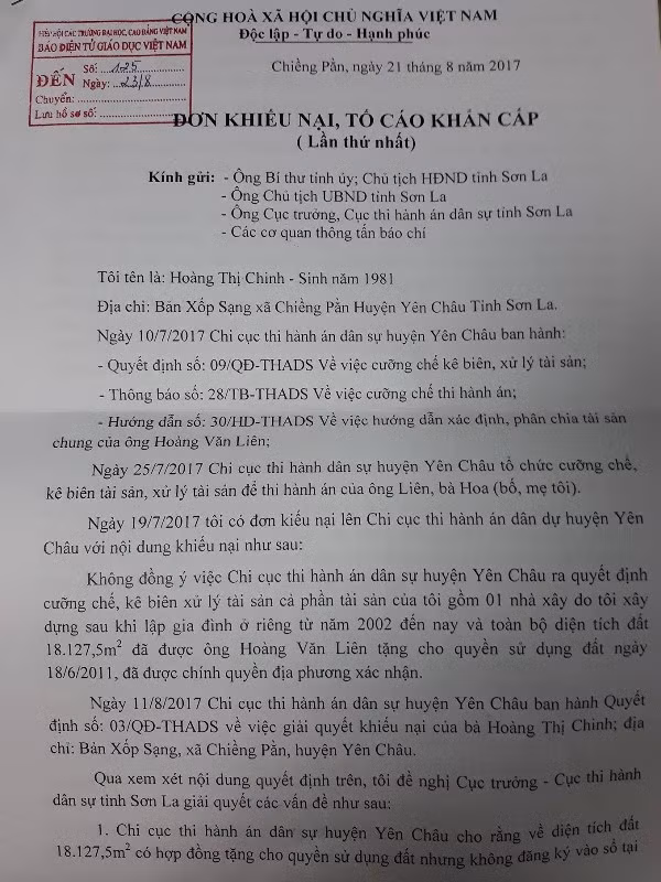 Đơn khiếu nại, tố cáo của bà Hoàng Thị Chinh gửi Báo Điện tử Giáo dục Việt Nam. Ảnh Trần Việt. Đơn khiếu nại, tố cáo của bà Hoàng Thị Chinh gửi Báo Điện tử Giáo dục Việt Nam. Ảnh Trần Việt.