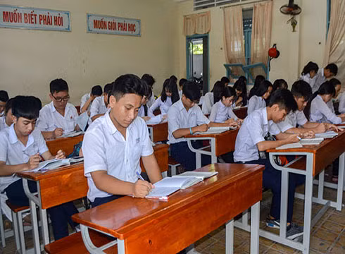Thí sinh Cà Mau tham dự kỳ thi trung học phổ thông quốc gia (ảnh minh họa từ Cổng thông tin Cà Mau)