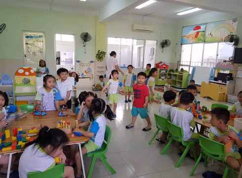 Con em lao động di cư học ở đâu, ai lo? ảnh 2