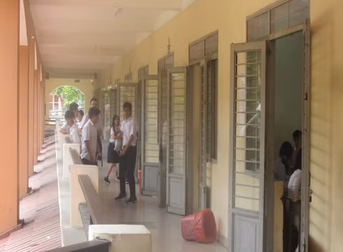 Sự việc nhận được sự quan tâm rất lớn của học sinh Trường Trần Quang Khải chiều ngày 11/5 (Ảnh: P.L)