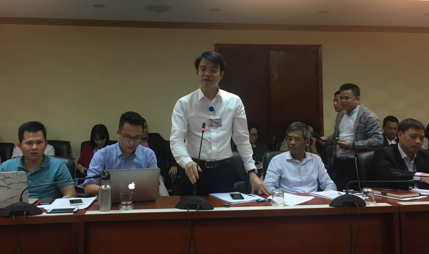 Ông Phạm Tân Tuyến - Vụ trưởng vụ tổ chức cán bộ, Bộ Tài nguyên và Môi trường khẳng định việc bổ nhiệm người thân Bộ trưởng theo đúng quy trình, quy định bổ nhiệm cán bộ nguồn tại chỗ. Ảnh: Vũ Phương.