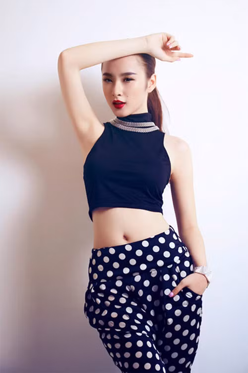 Thanh Hằng và Angela Phương Trinh Thanh Hằng và Angela Phương Trinh