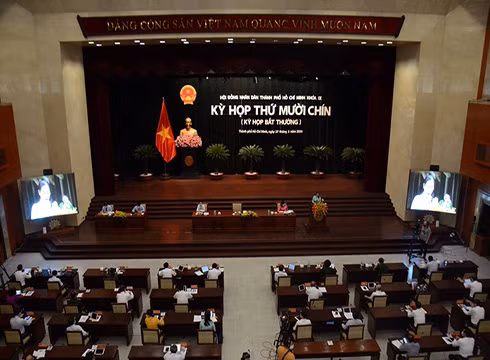 Kỳ họp Hội đồng nhân dân Thành phố Hồ Chí Minh lần thứ 19, khóa IX (ảnh: Trung tâm báo chí) Kỳ họp Hội đồng nhân dân Thành phố Hồ Chí Minh lần thứ 19, khóa IX (ảnh: Trung tâm báo chí)